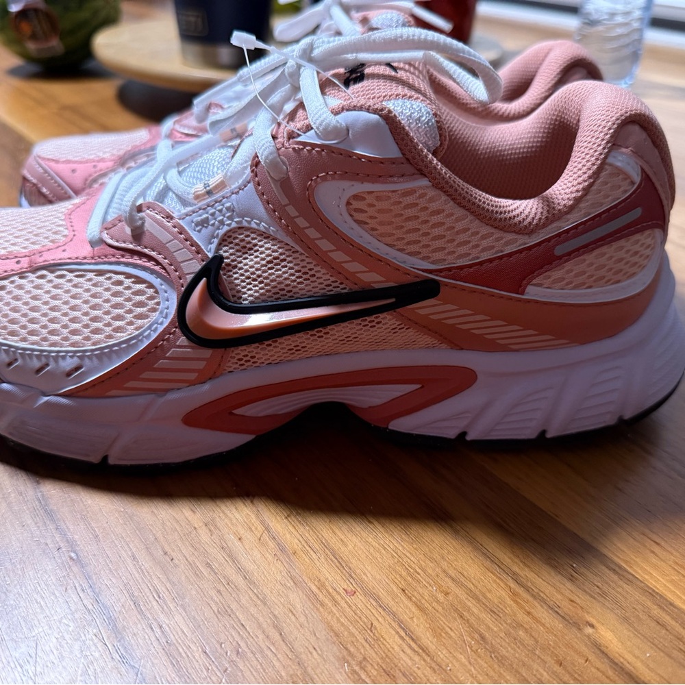 Nike Women's Pink White and Black Mesh Running Sneakers - Picture 4 of 9